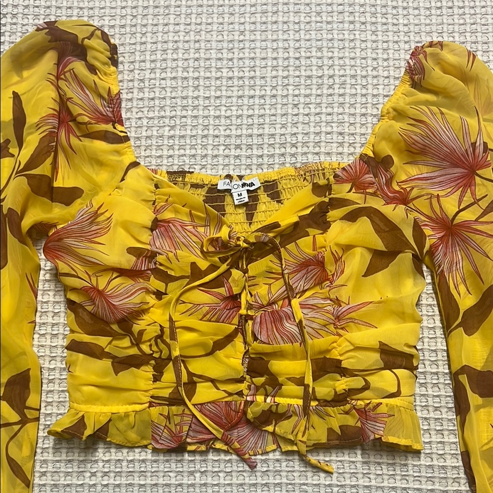 Fashion Nova Yellow Ruched Tie Front Crop Blouse